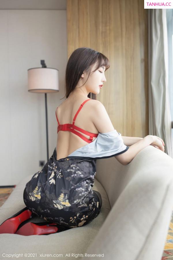 陆萱萱  [XiuRen]高清写真图 2021.07.15 VOL.3674 陆萱萱第11张图片